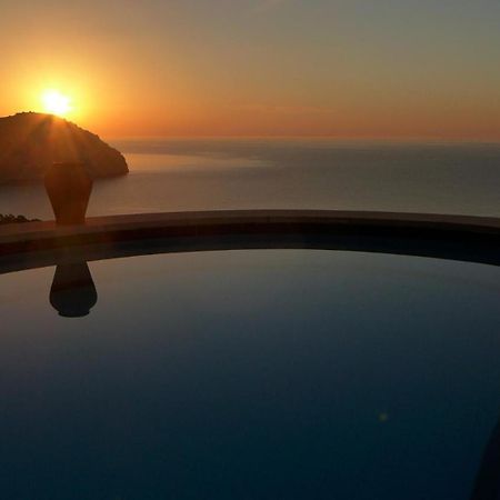 Meervilla Mallorca - Charmantes Ferienhaus Mit Phantastischem Meerblick In Canyamel エクステリア 写真
